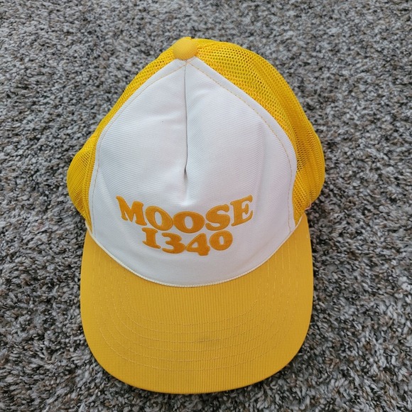 Vintage Moose 1340 Moose Lodge Trucker Hat Snapback Yellow YoungAn